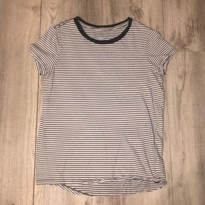 Old Navy Black and White Stripped T-shirt